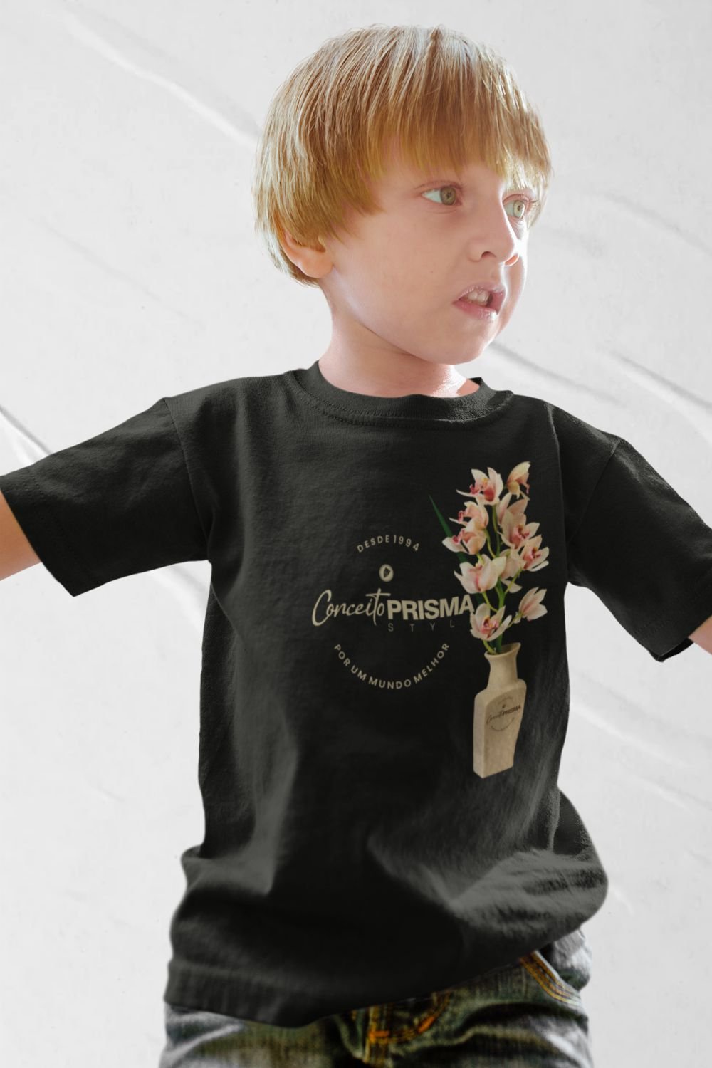 camiseta infantil conceito prisma jug preta